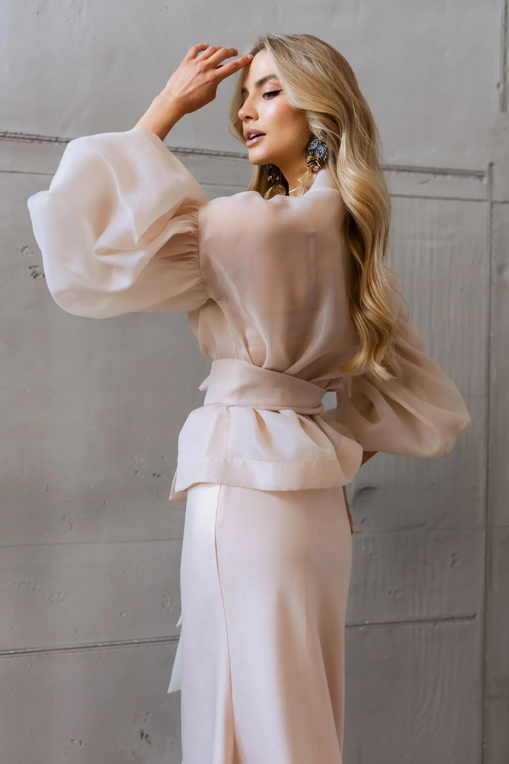 Grace suit with skirt for women
