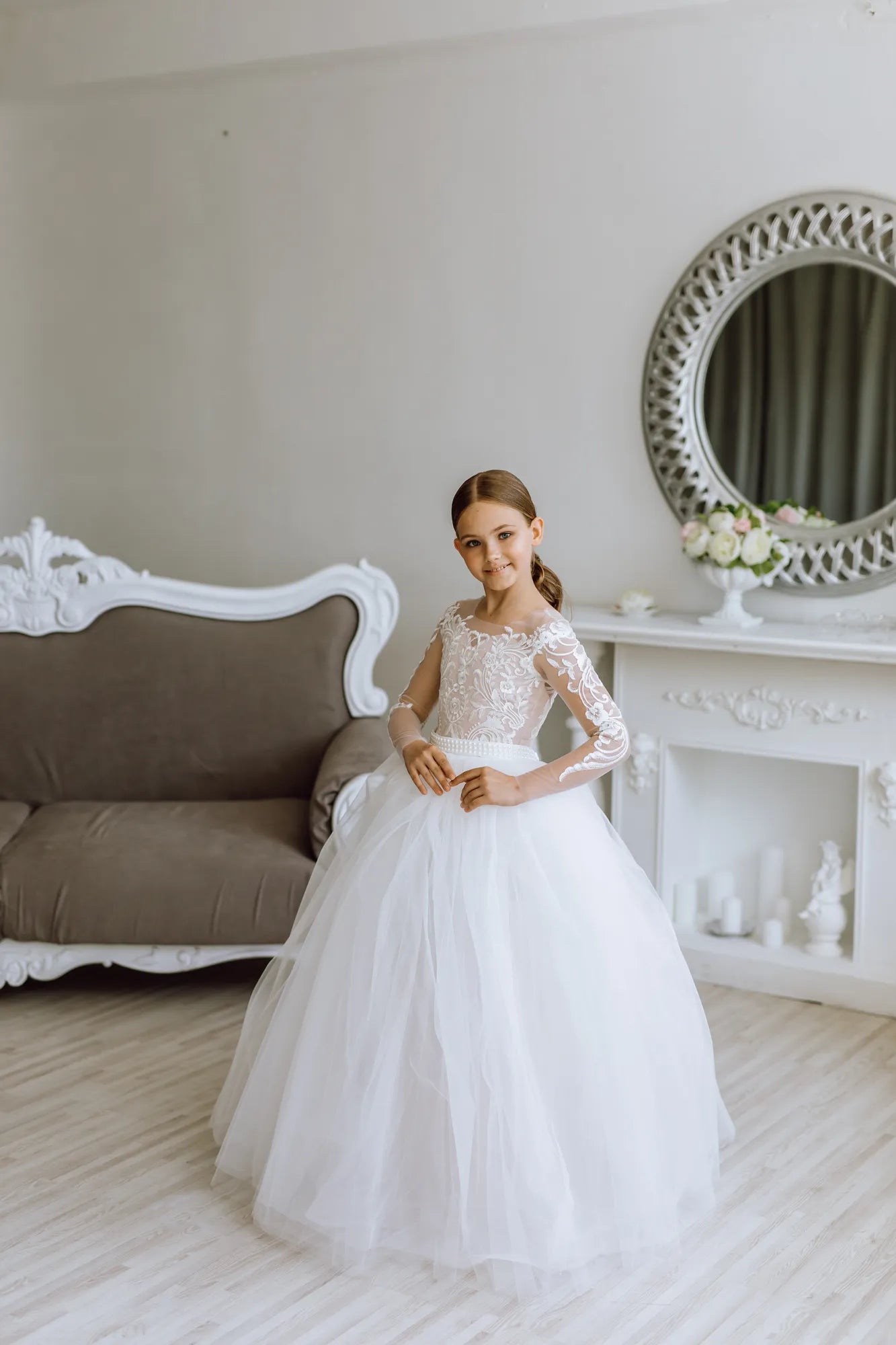 Zara lace flower girl dress – Boutique De Сharme
