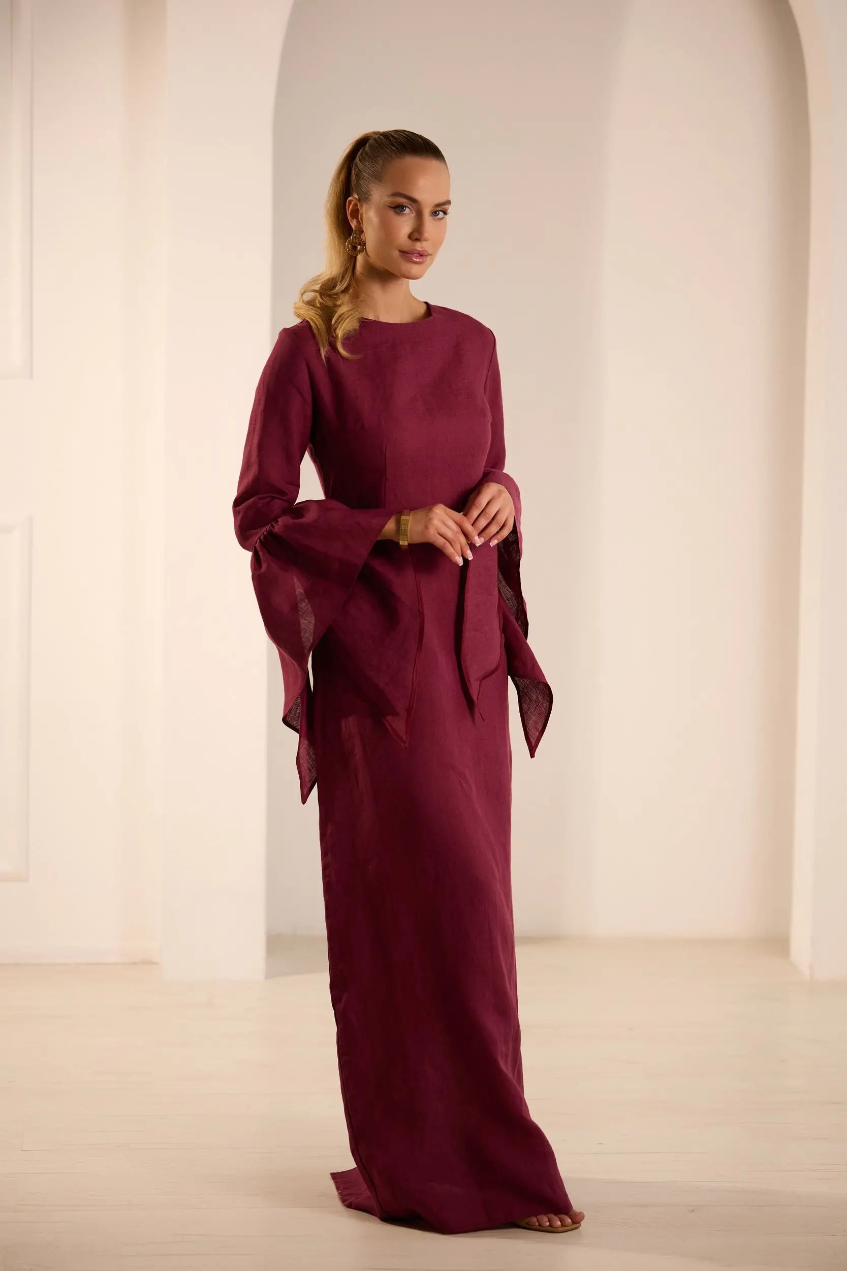 Anna Elegant Linen Dress