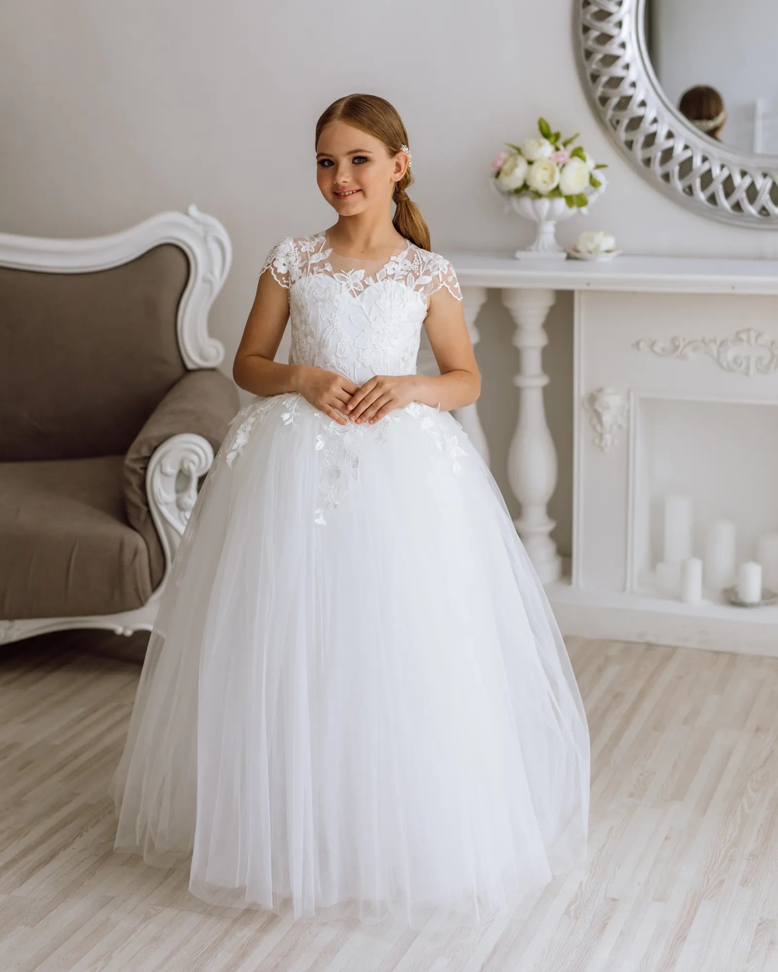 Liza lace flower girl dress